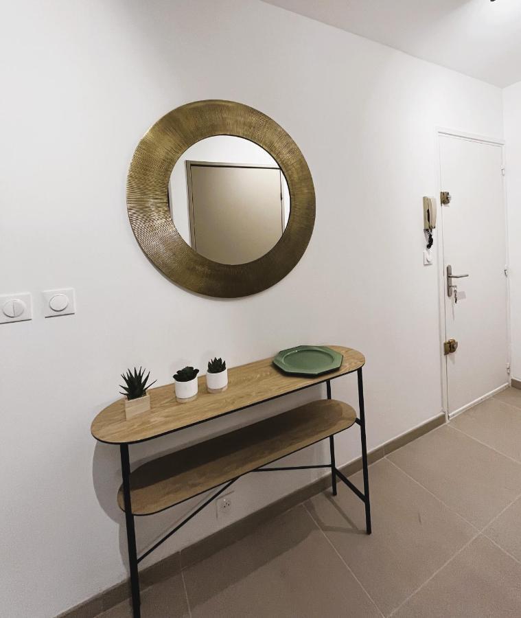 Confortable Appartement Pres D'Avignon Le Pontet  Esterno foto