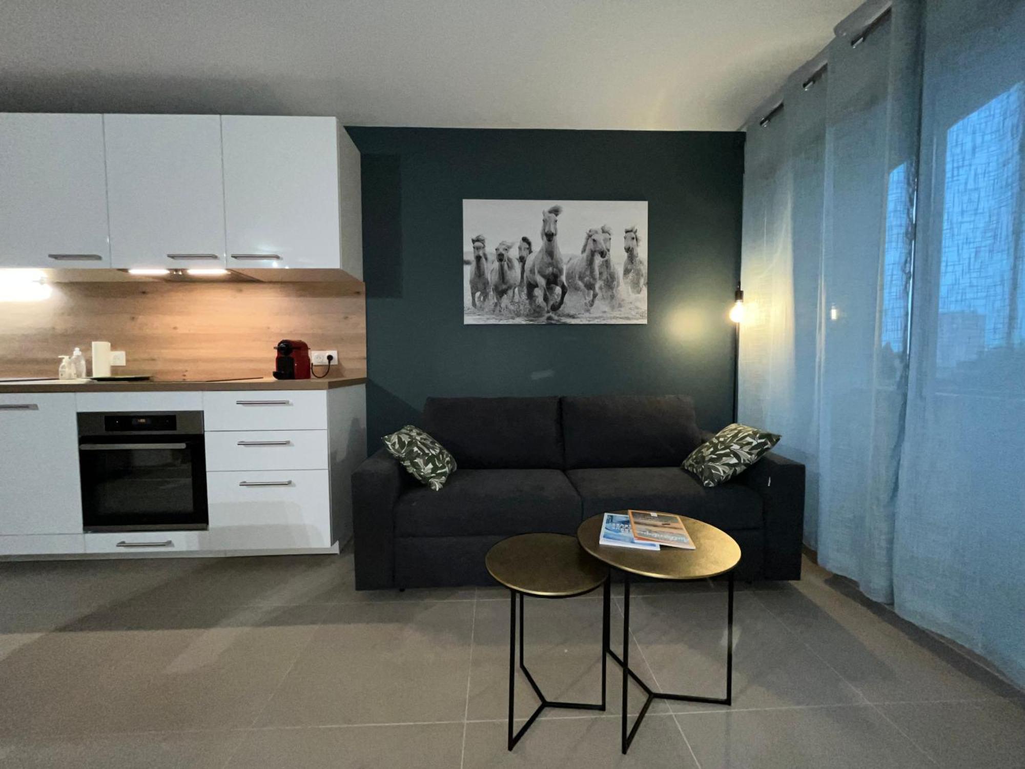 Confortable Appartement Pres D'Avignon Le Pontet  Esterno foto